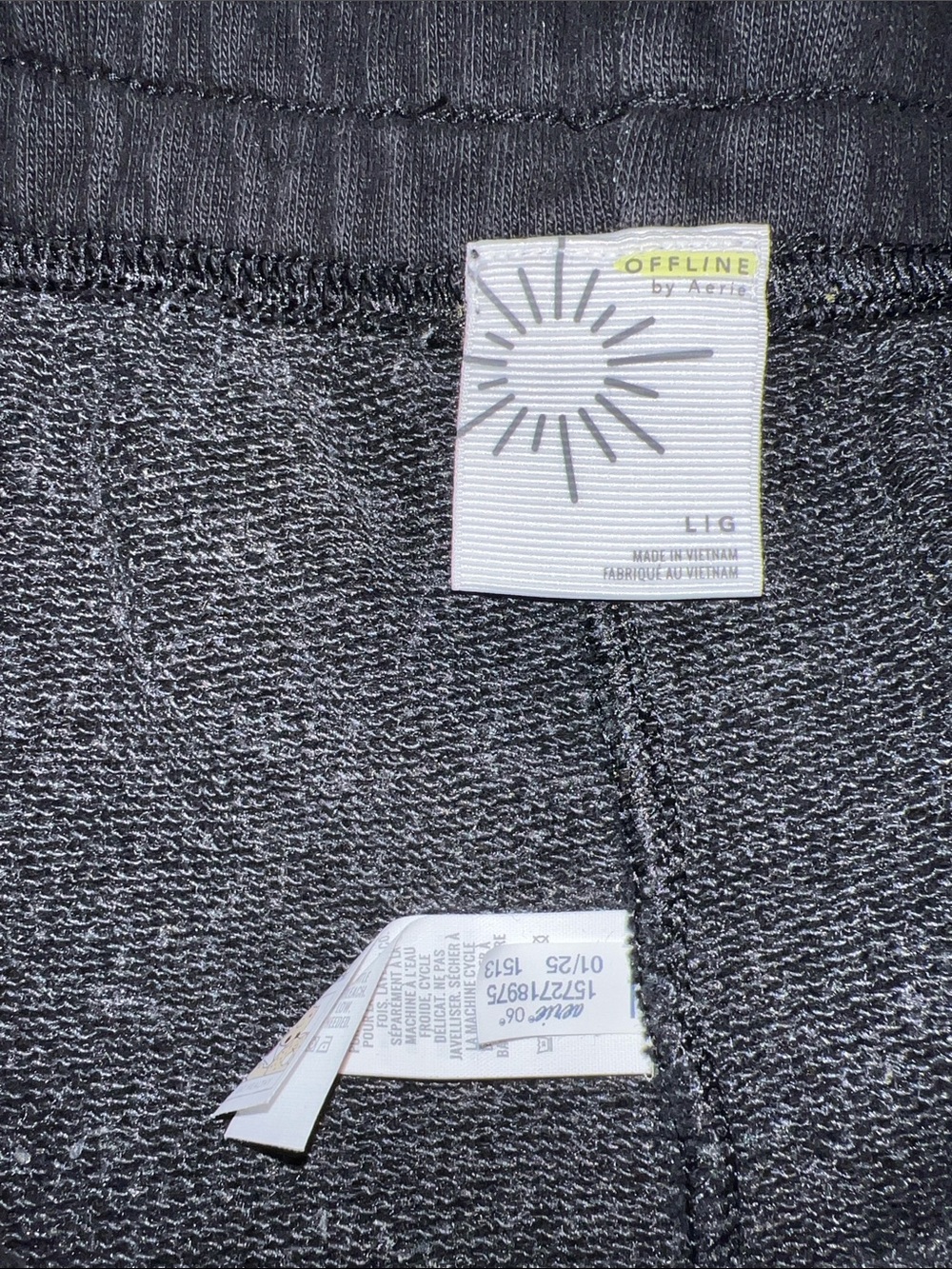Offline by Aerie Black Sweat Shorts Size Large - Picture 2 of 4